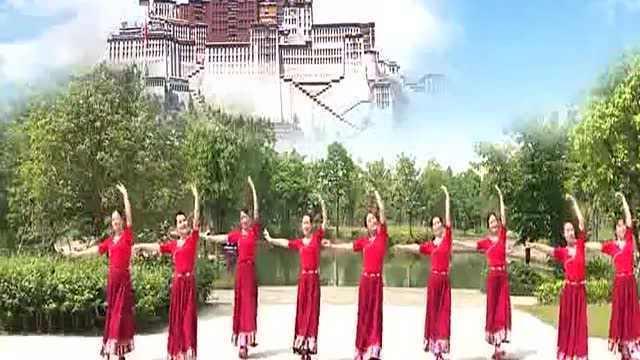 张春丽最新广场舞，与自然美景的邂逅，舞动寻找内心平和