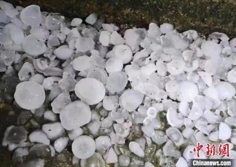 江西冰雹预警系统革新，科技巨擘引领防御新时代